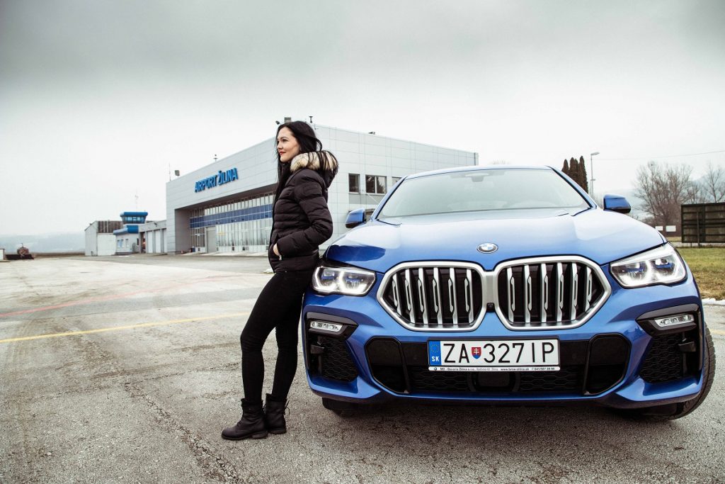 Predné partie nového BMW X6 budia bezpochyby veľký rešpekt