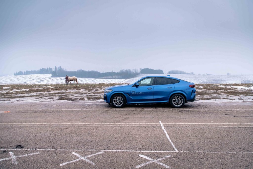 Športová a elegantná línia SUV-kupé BMW X6 sa medzi zákazníkmi teší mimoriadnej obľube