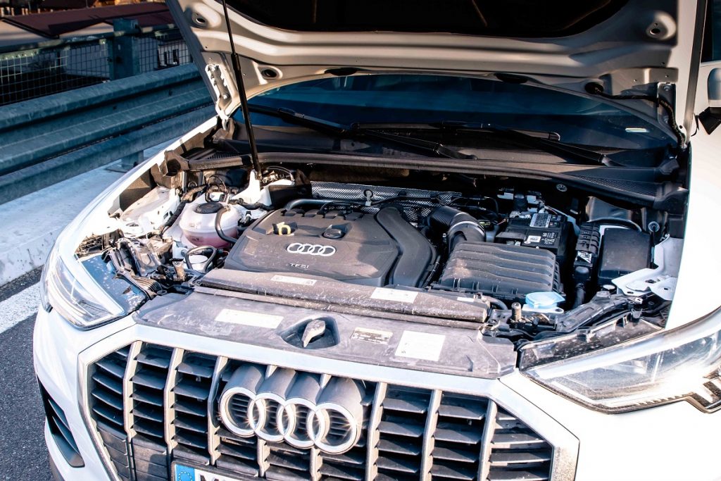 Prepĺňaný benzínový 4-valec s výkonom 150 koni na nový model Audi Q3 postačuje.