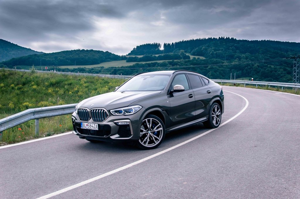 Test: BMW X6 M50i