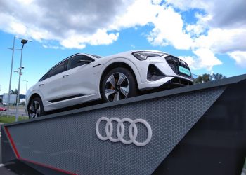 Viete ako vznikol názov automobilky Audi?
