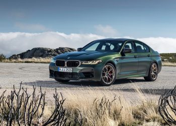 Nové BMW M5 CS