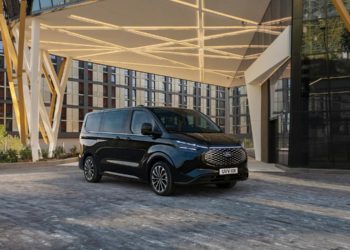 Ford E-Tourneo Custom