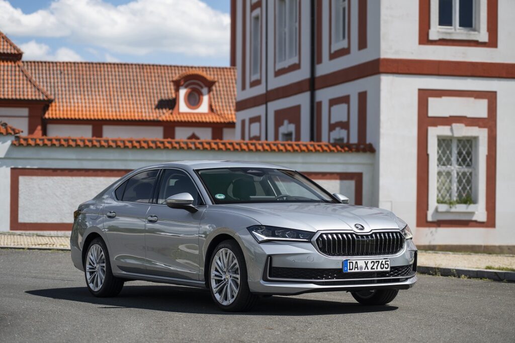 Nová Škoda Superb