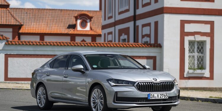 Nová Škoda Superb