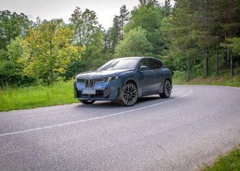 Test BMW iX3 2026