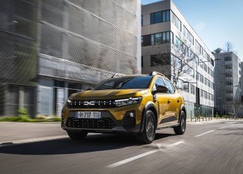 Dacia Sandero Stepway Hybrid